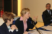 Foto di Laura Piatti durante un convegno Isfol